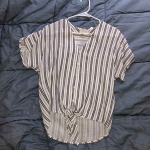 Carran Tie Front Top